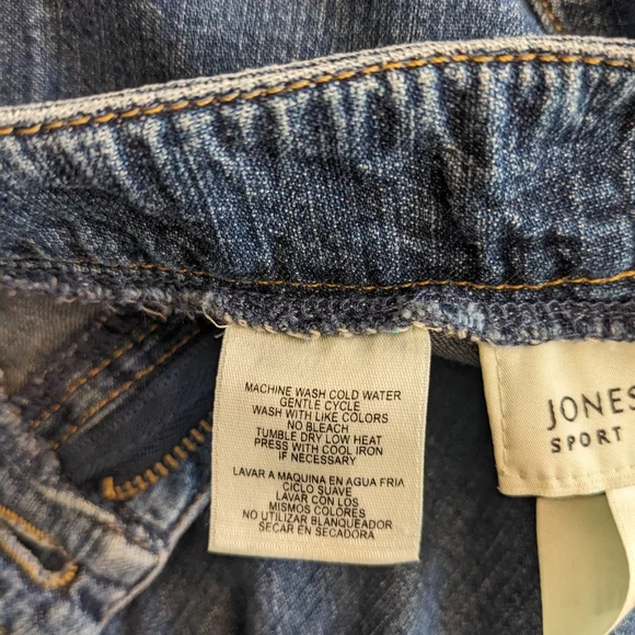 Jones New York Denim Skirt Paneled Fit Flare Boho sz 10 - Picture 7 of 7